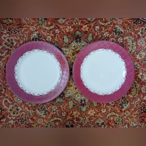 Pointe Berry Cranberry Dinner Plate